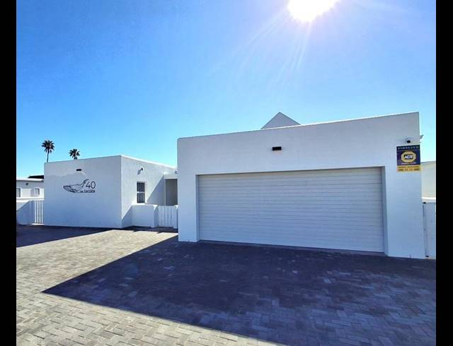 3 BEDROOM HOUSE FOR SALE IN LAMPIESBAAI